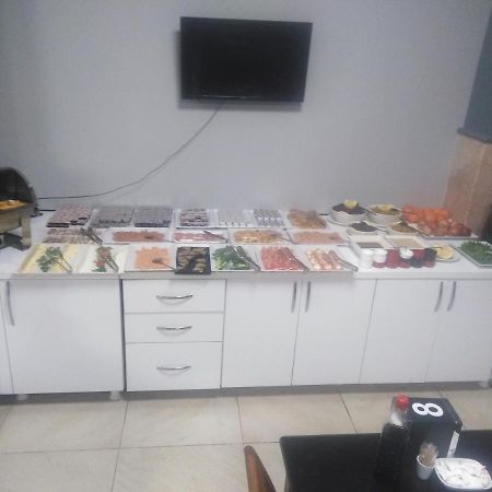 Dostlar Hotel Mersin  Esterno foto